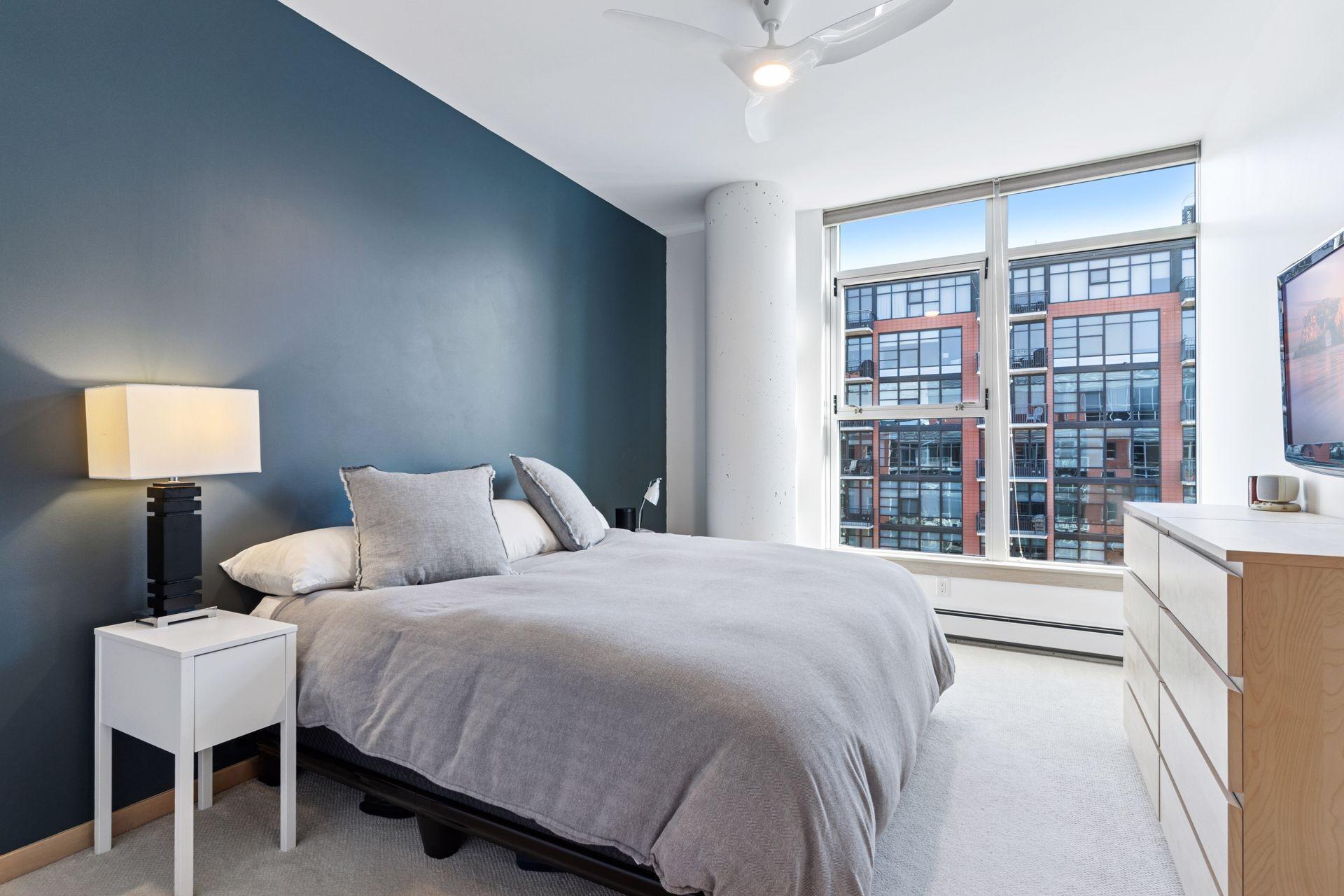 215 10th Avenue S Unit: 731