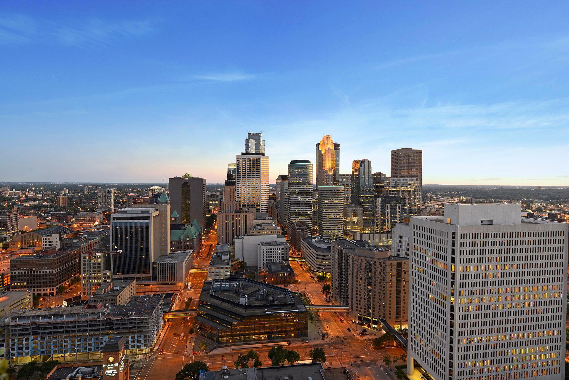 100 3rd Avenue S Unit: 706