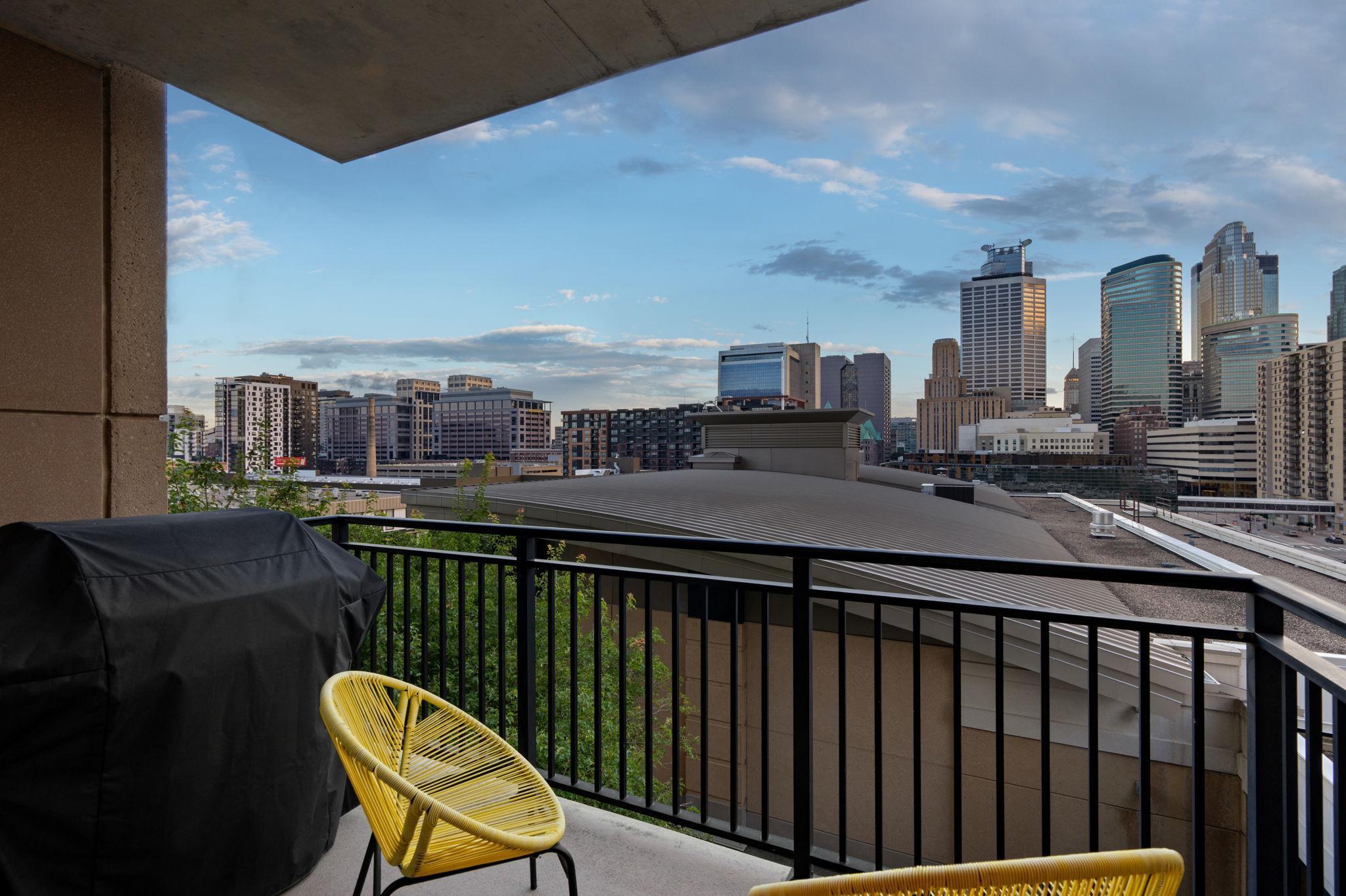 100 3rd Avenue S Unit: 706