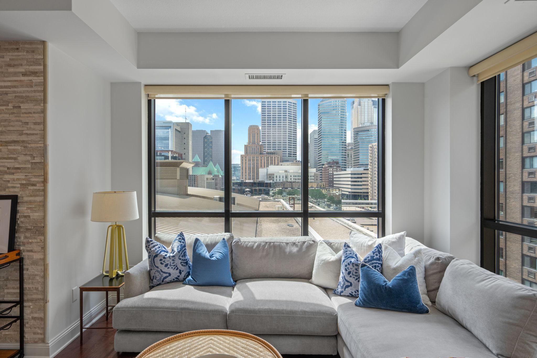 100 3rd Avenue S Unit: 706