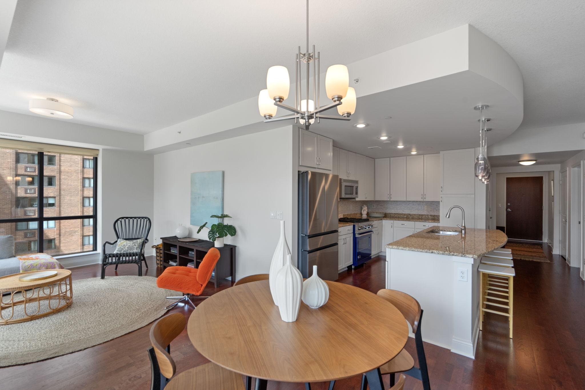 100 3rd Avenue S Unit: 706