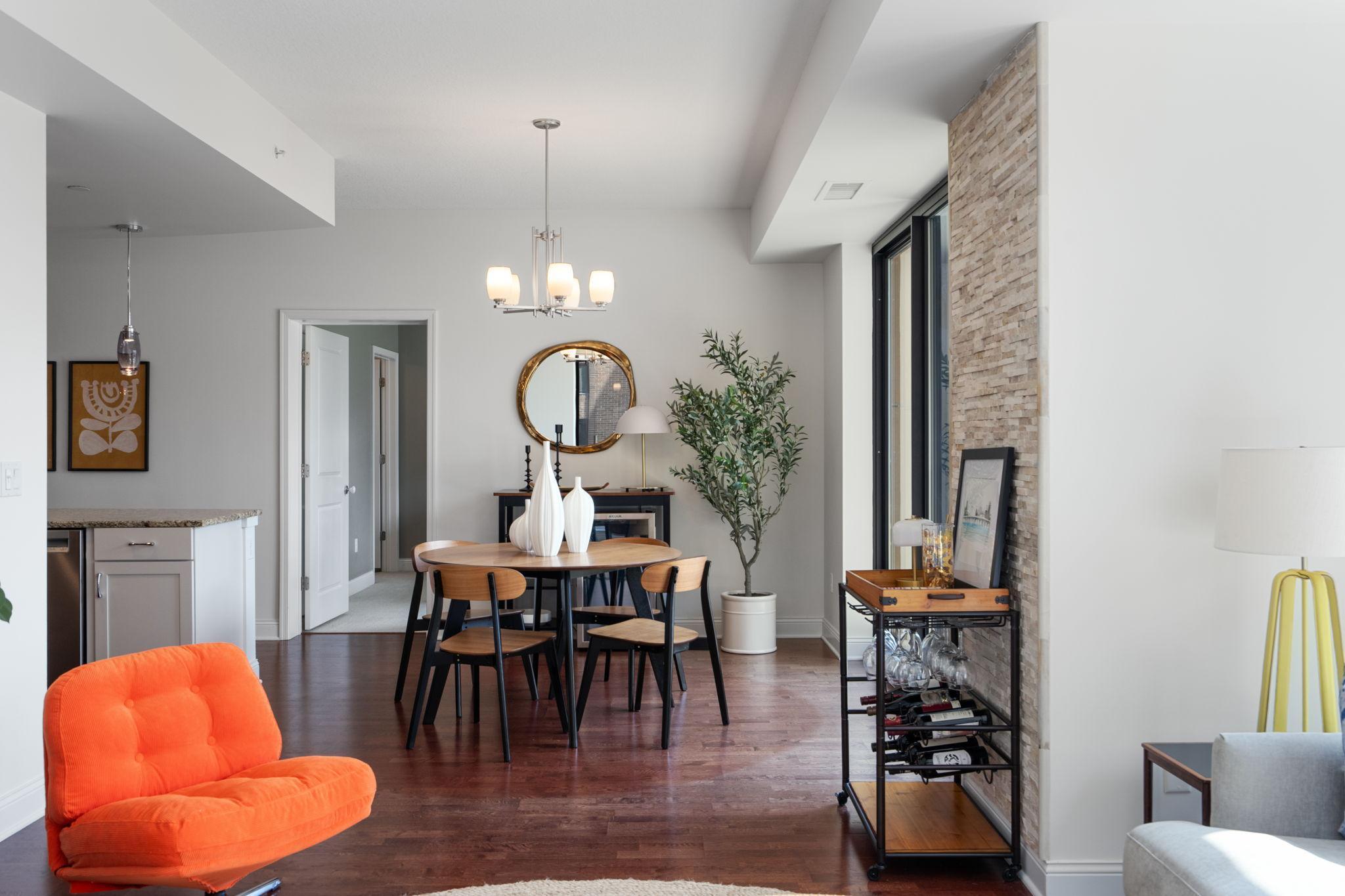 100 3rd Avenue S Unit: 706