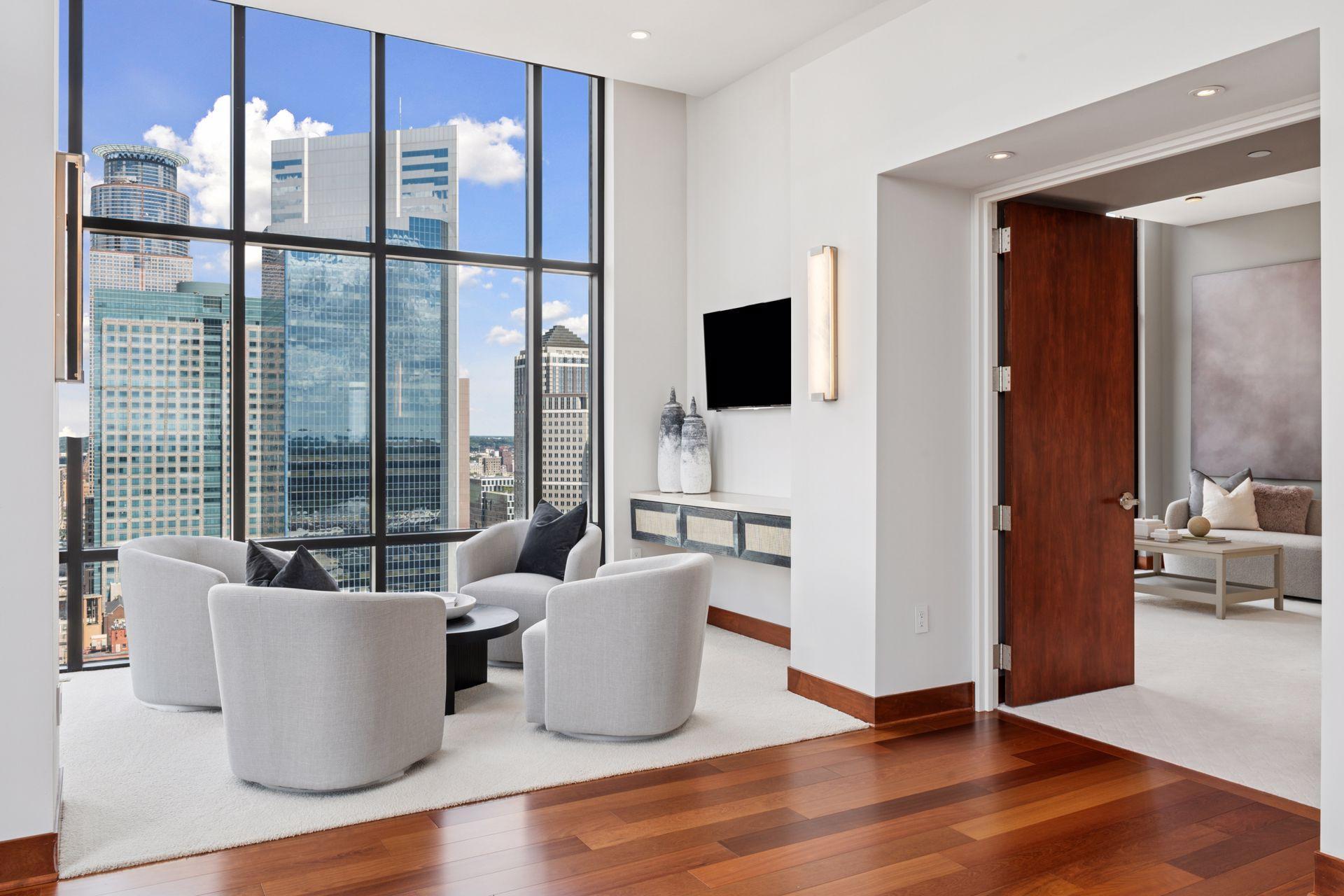 201 S 11th Street Unit: 2600