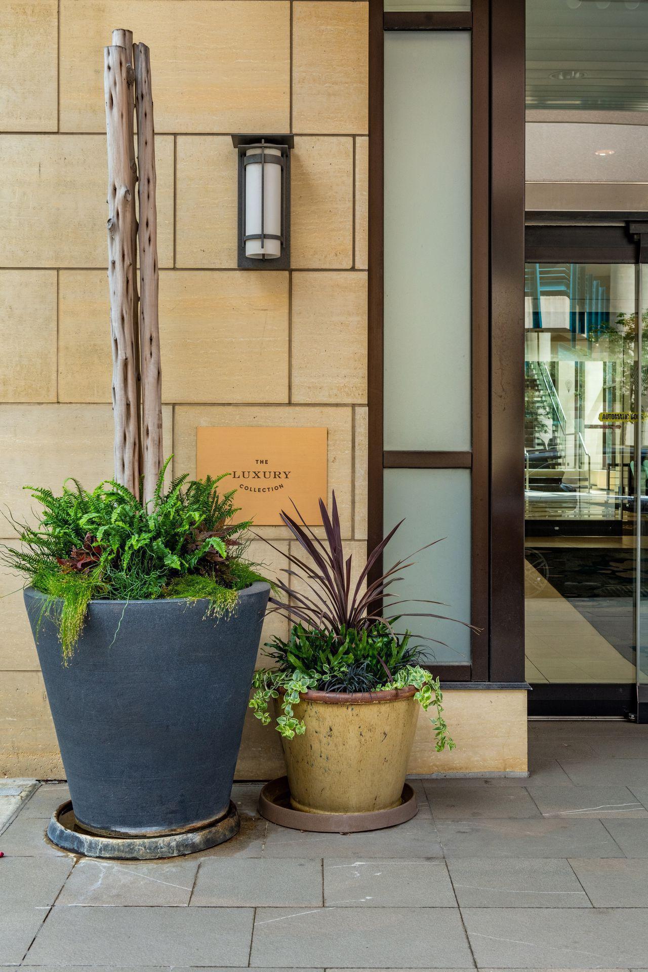 201 S 11th Street Unit: 2600