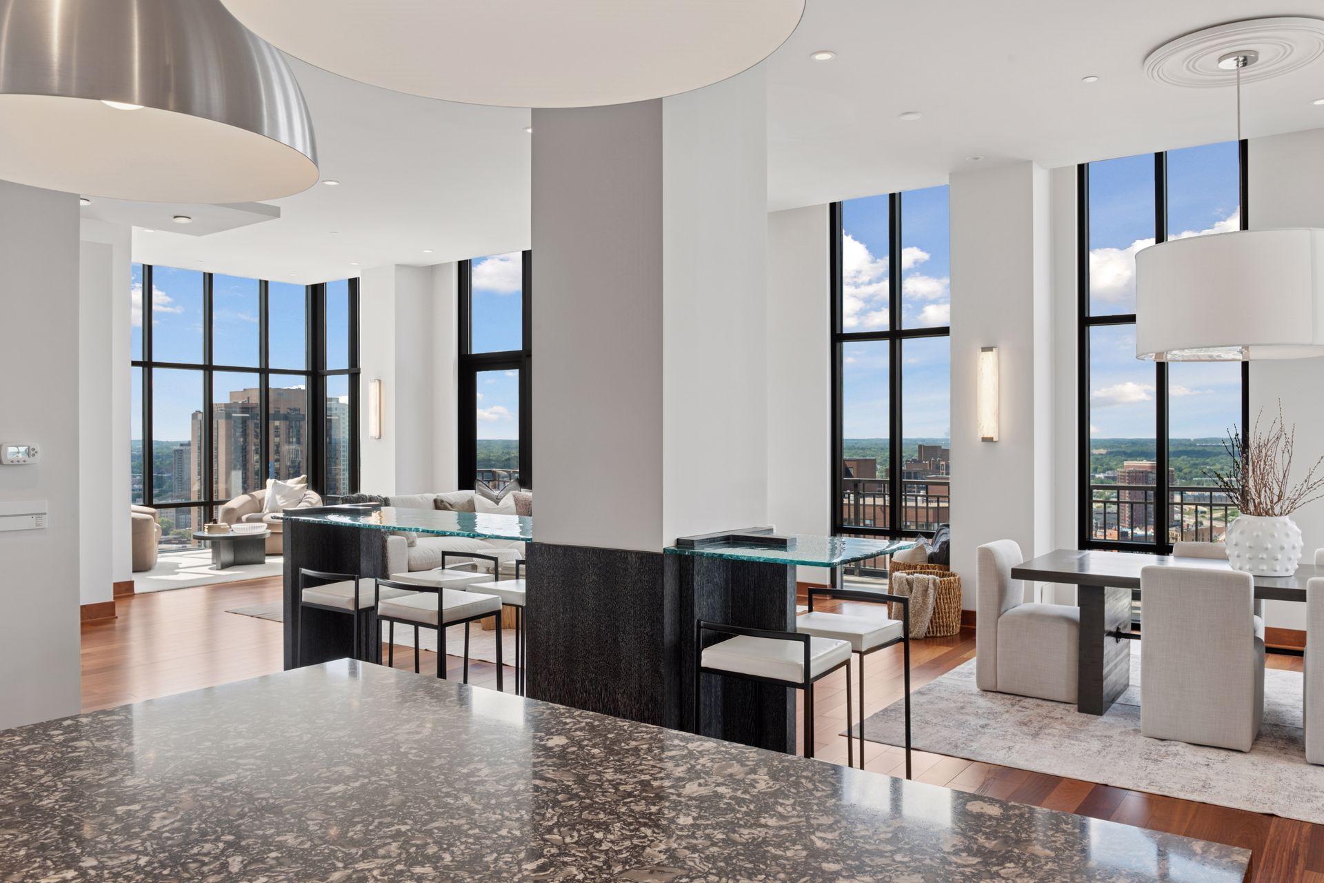 201 S 11th Street Unit: 2600