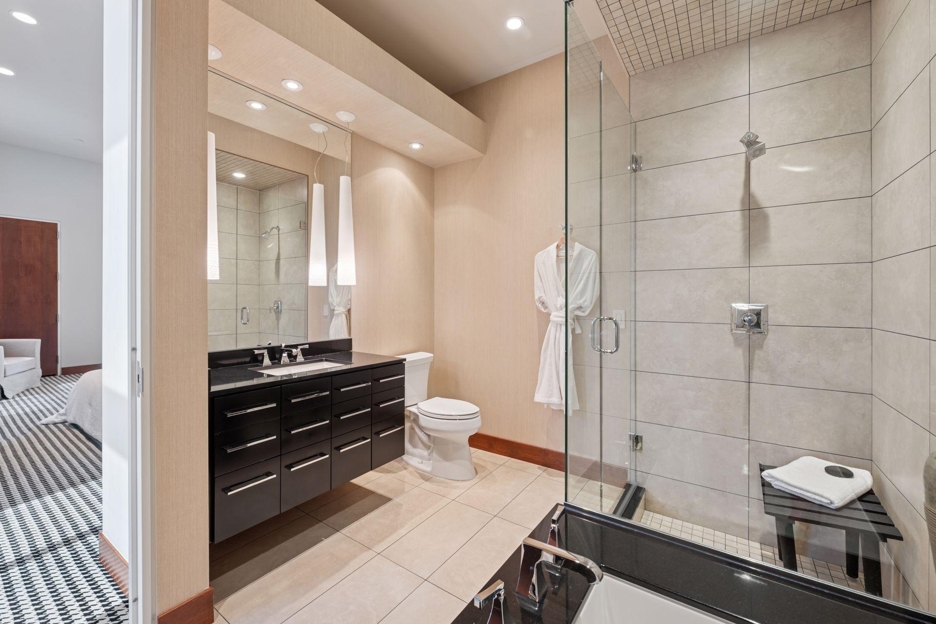 201 S 11th Street Unit: 2600