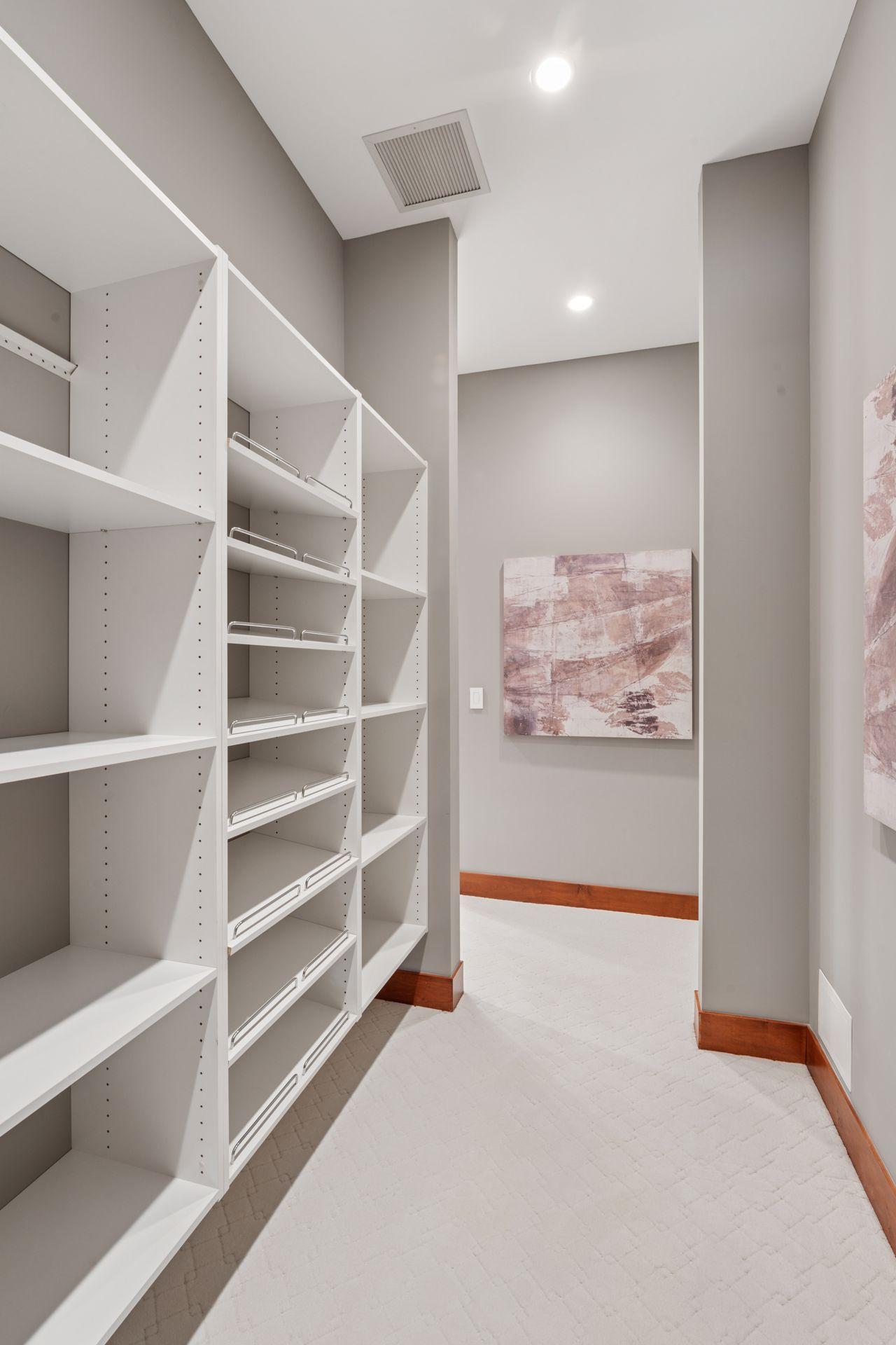 201 S 11th Street Unit: 2600