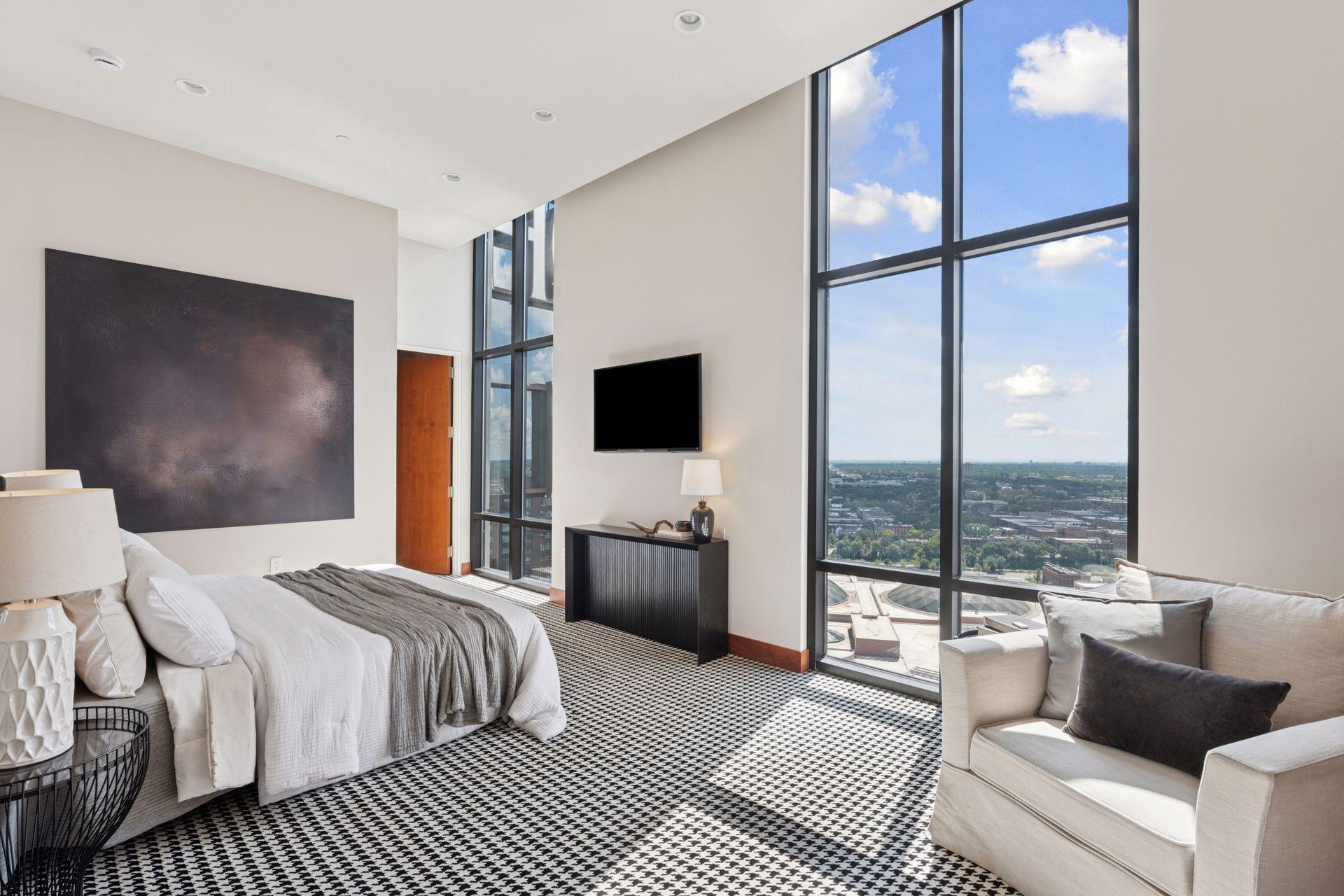 201 S 11th Street Unit: 2600