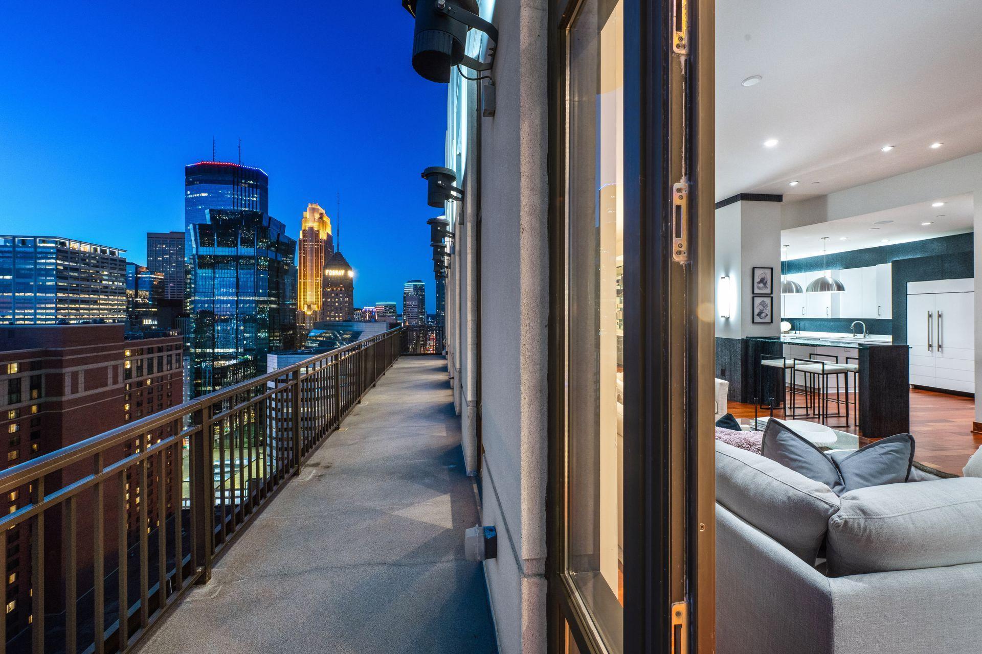 201 S 11th Street Unit: 2600