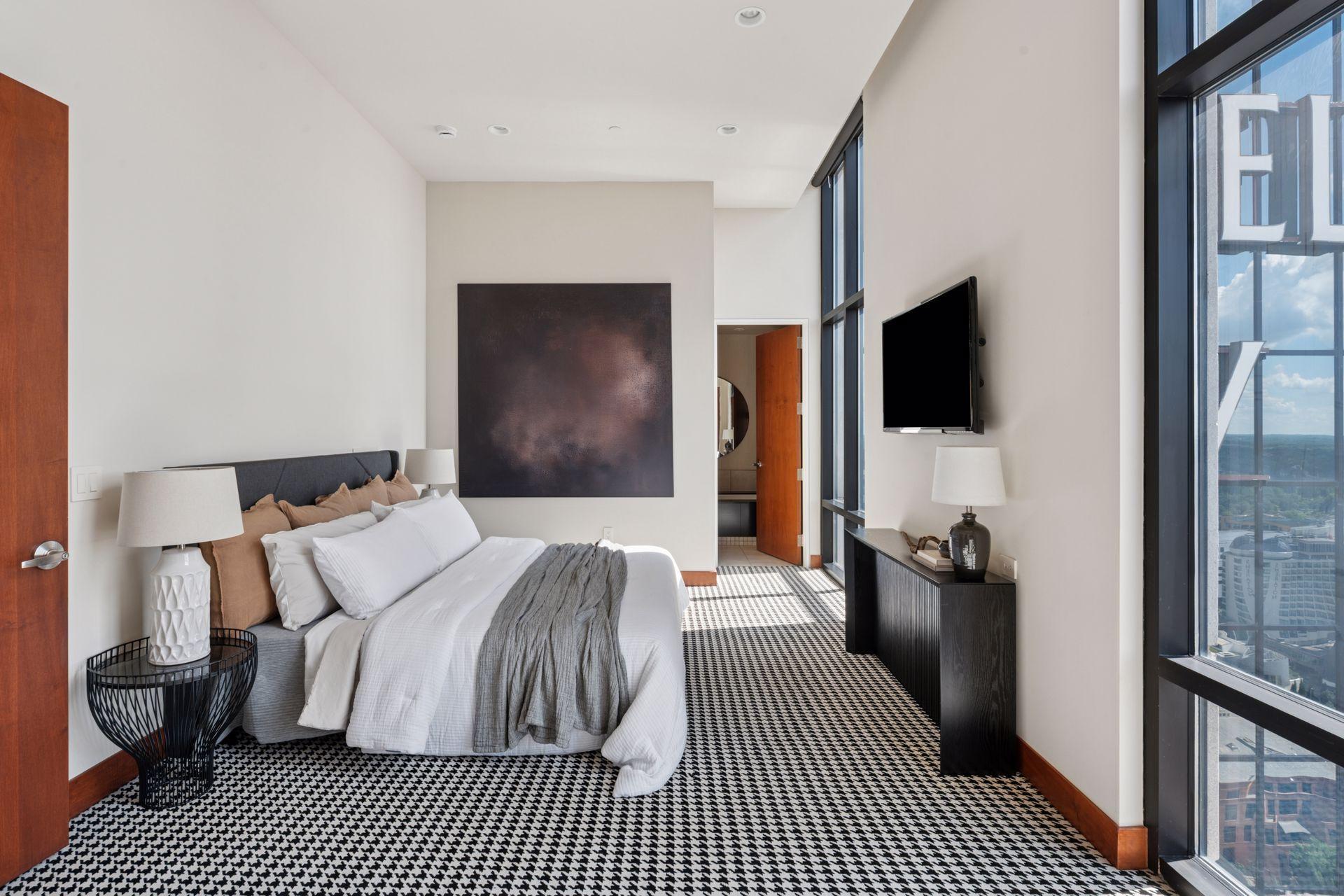 201 S 11th Street Unit: 2600