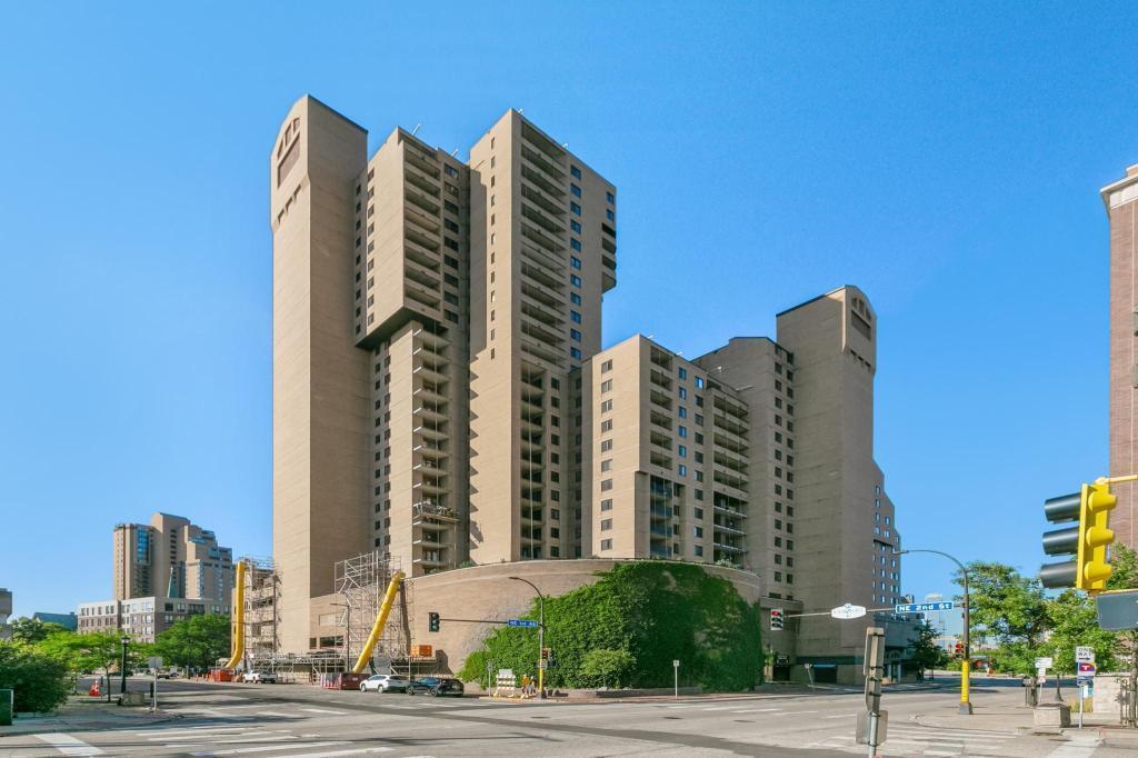 20 2nd Street NE Unit: P601