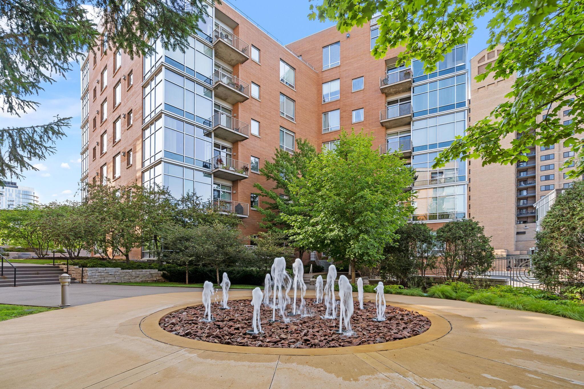 150 2nd Street NE Unit: B309