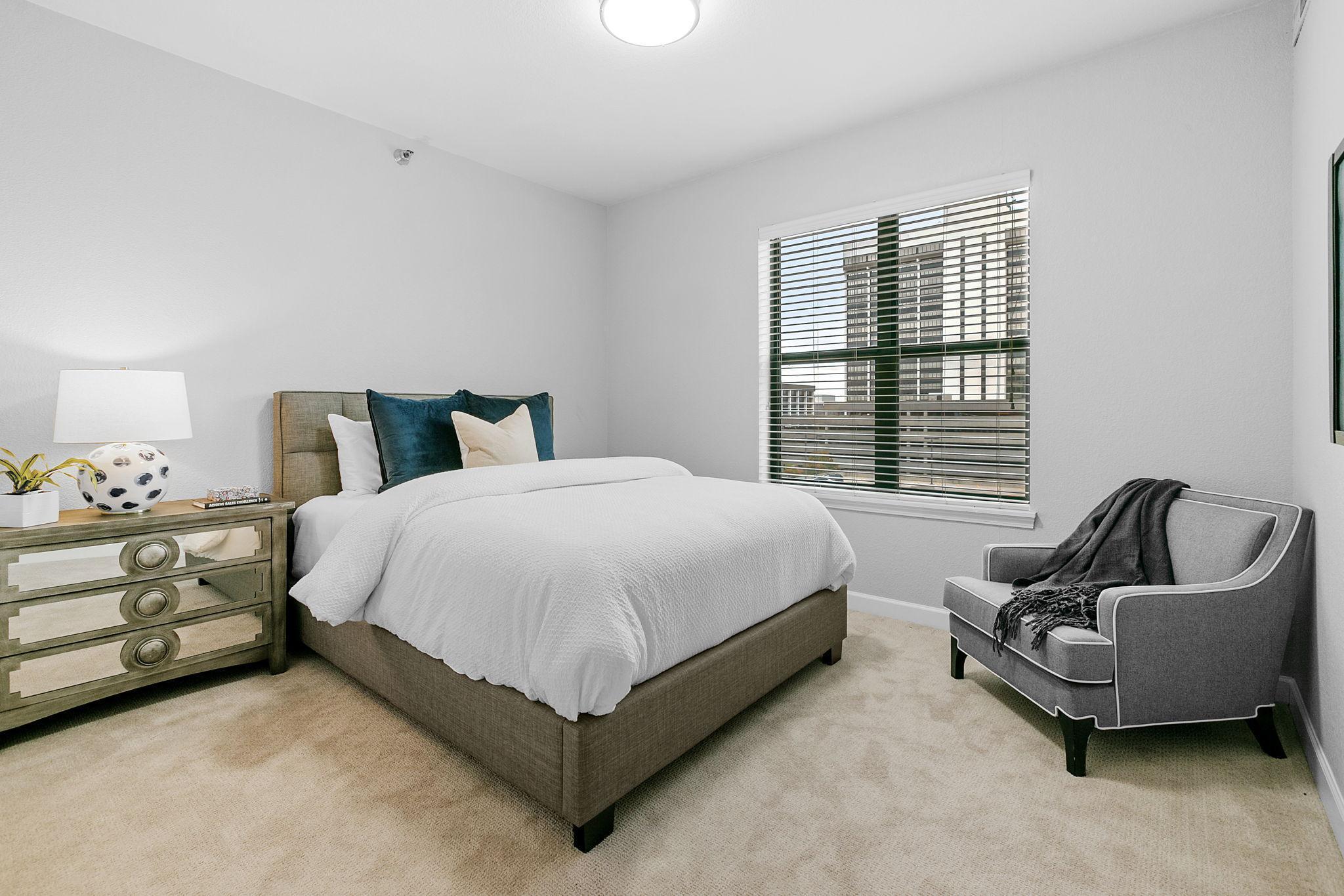 1155 Ford Road Unit: 402