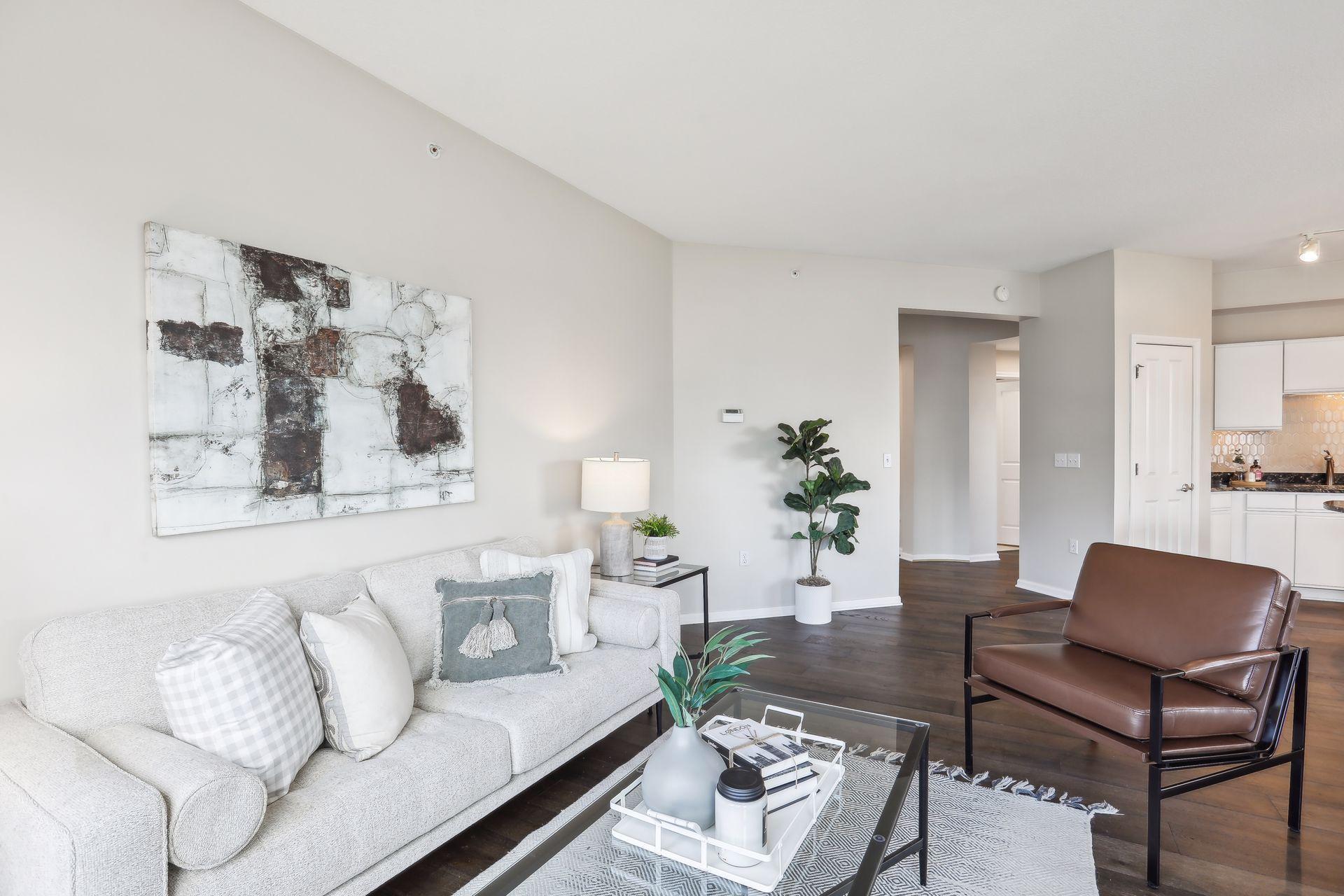 500 E Grant Street Unit: 1102