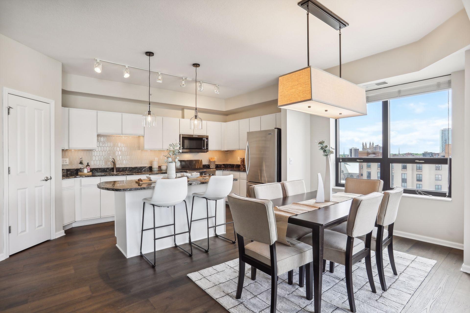 500 E Grant Street Unit: 1102