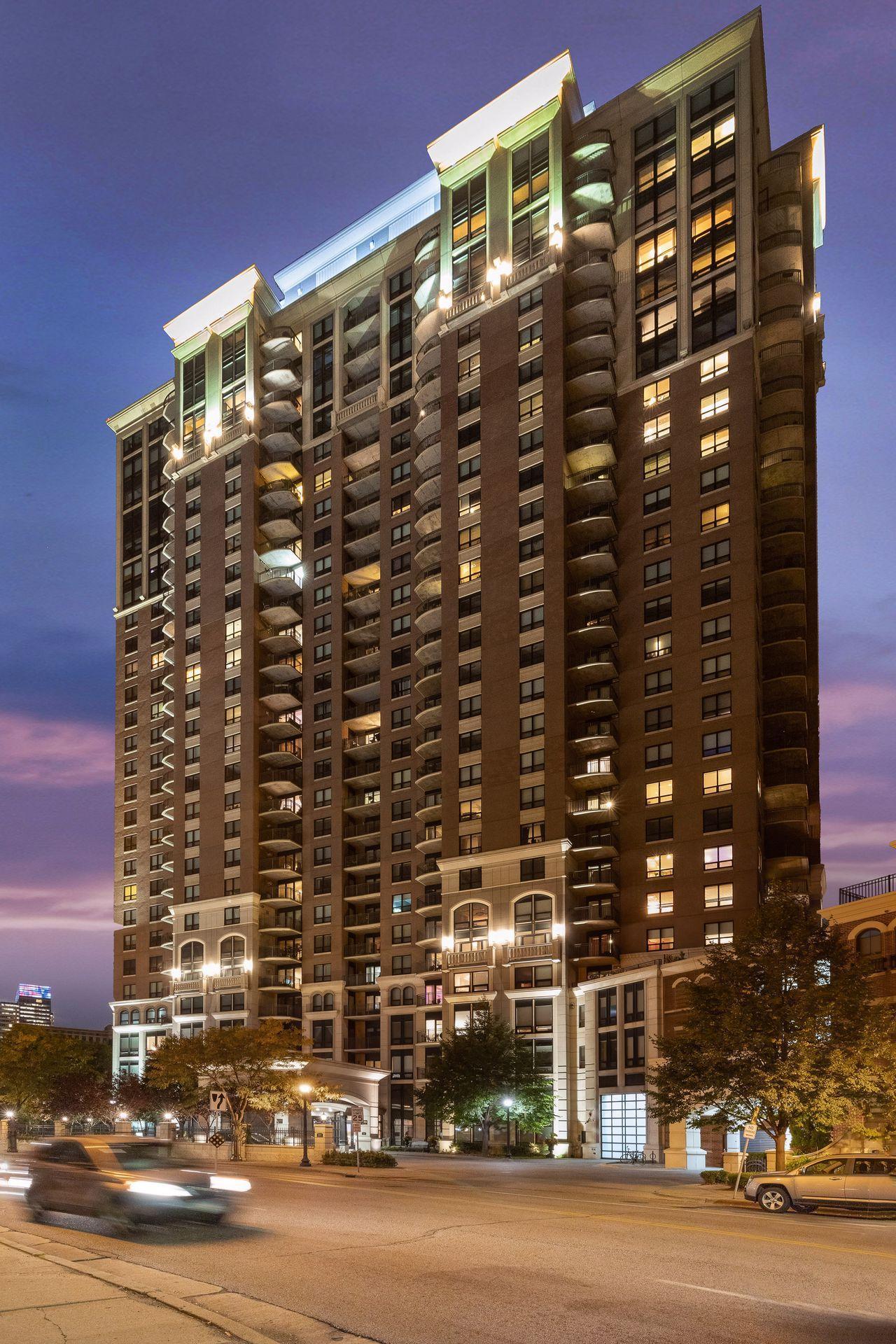 500 E Grant Street Unit: 1102