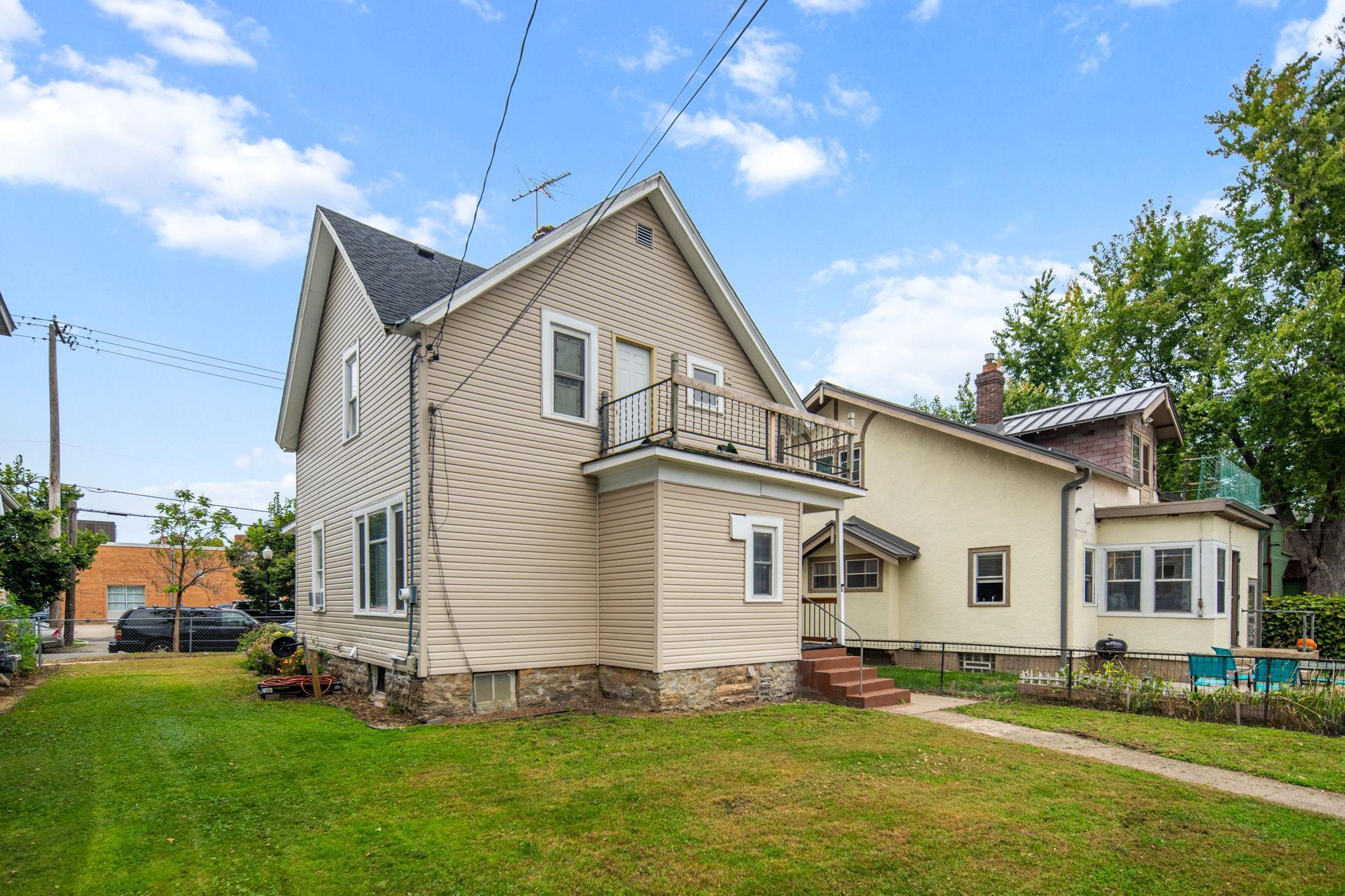 2745 Columbus Avenue