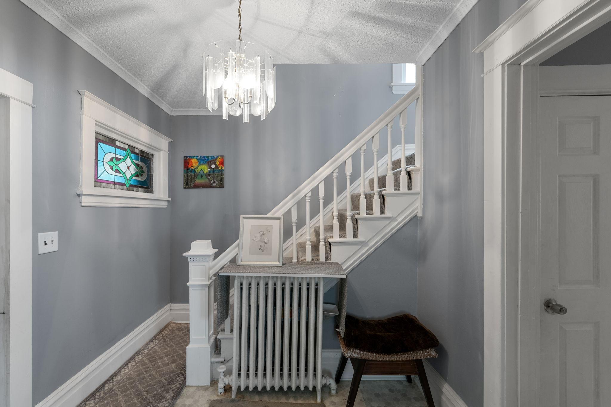 2745 Columbus Avenue