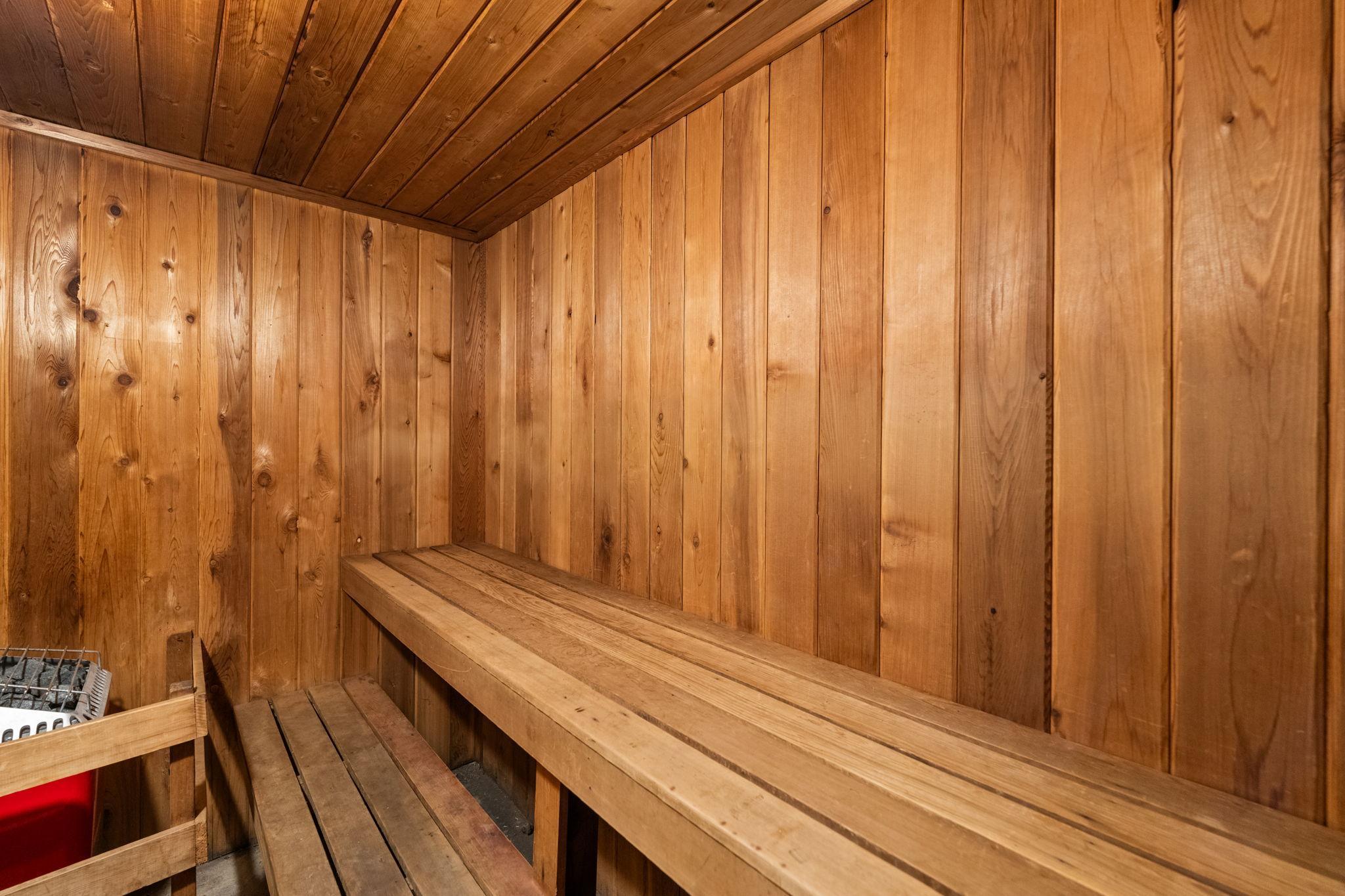 609 S 9th Street Unit: 8