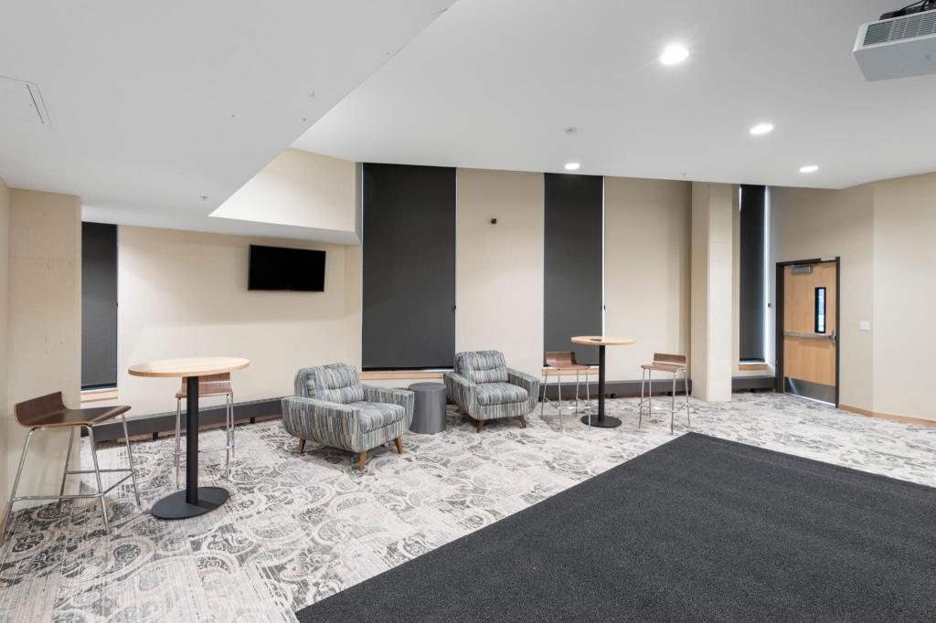 1240 S 2nd Street Unit: 922