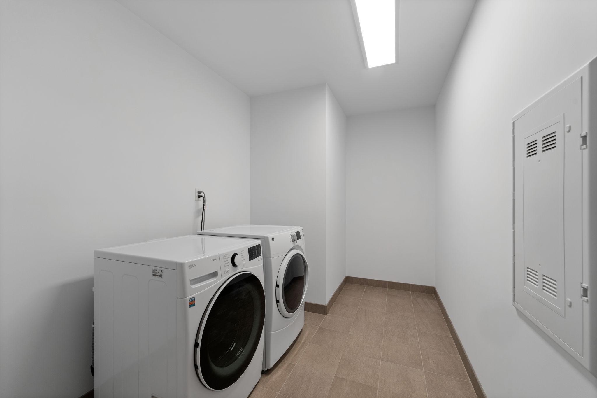 1240 S 2nd Street Unit: 922