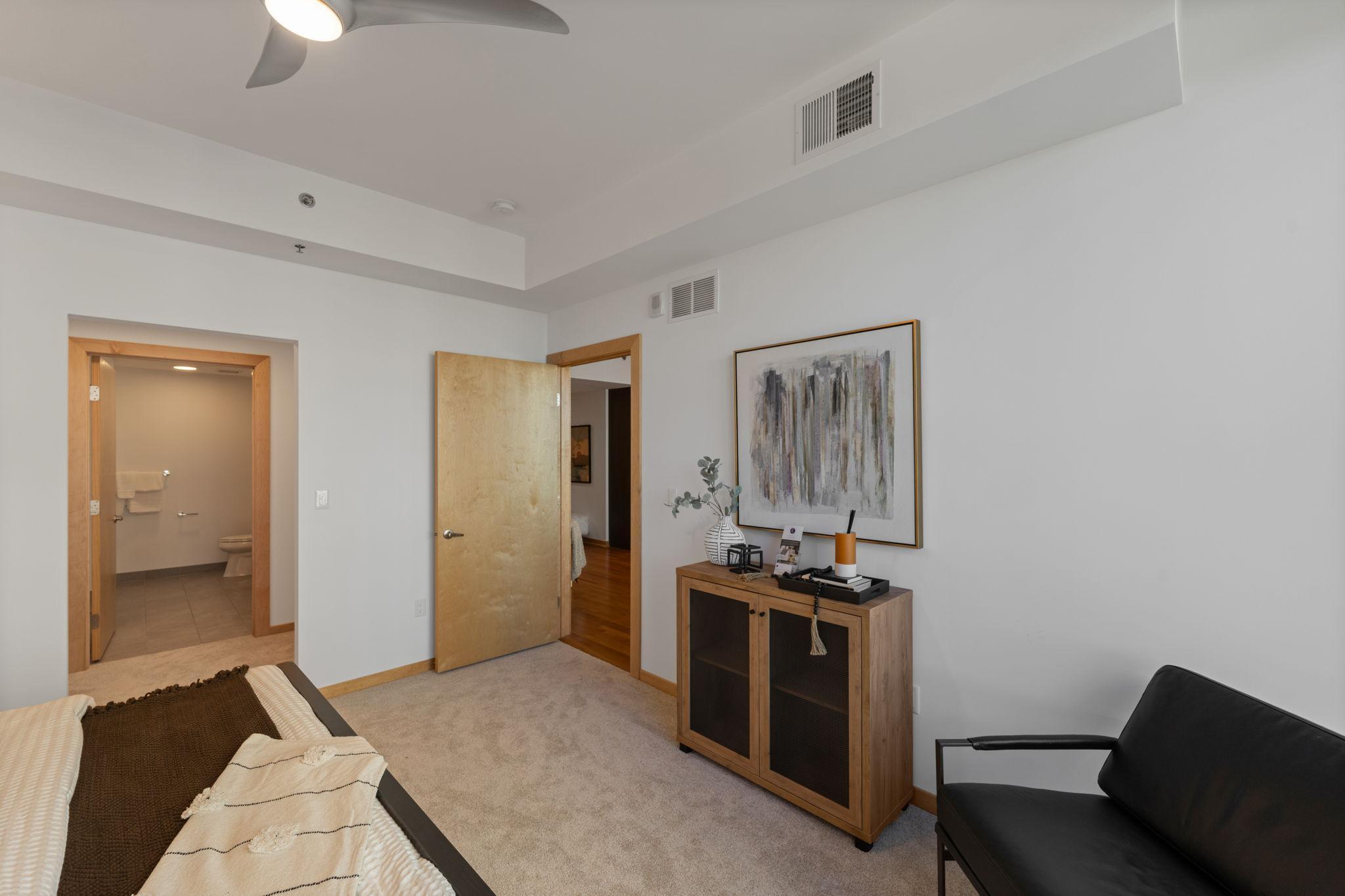 1240 S 2nd Street Unit: 922