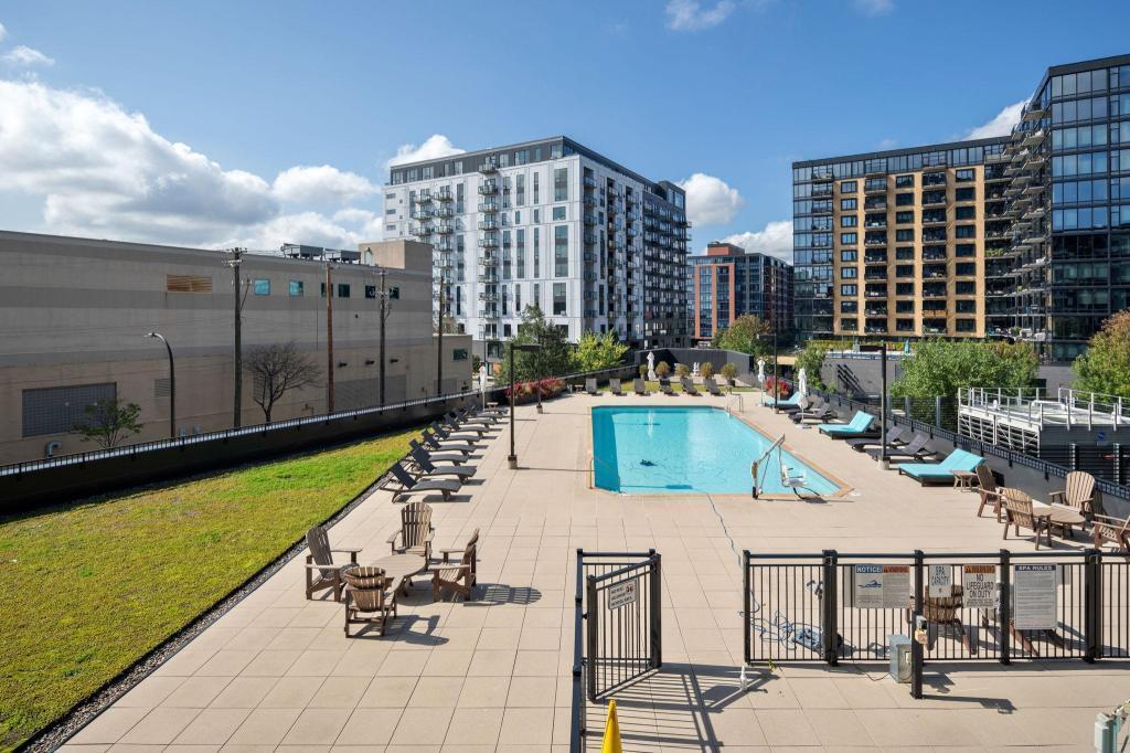 1240 S 2nd Street Unit: 922