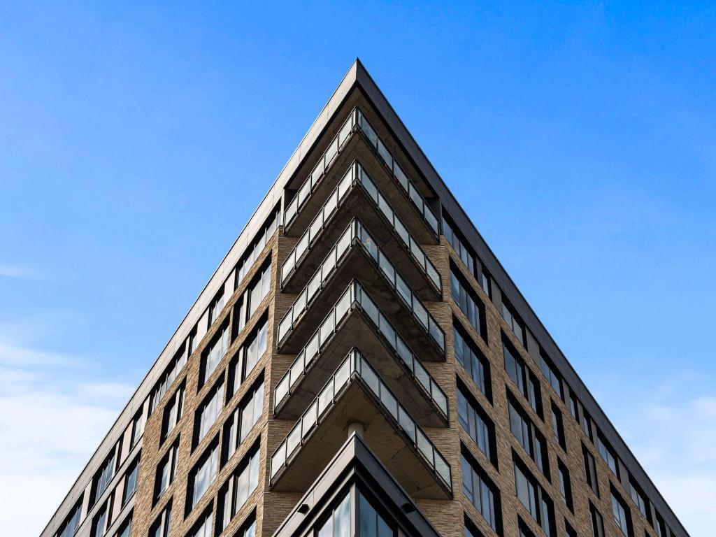 1240 S 2nd Street Unit: 922