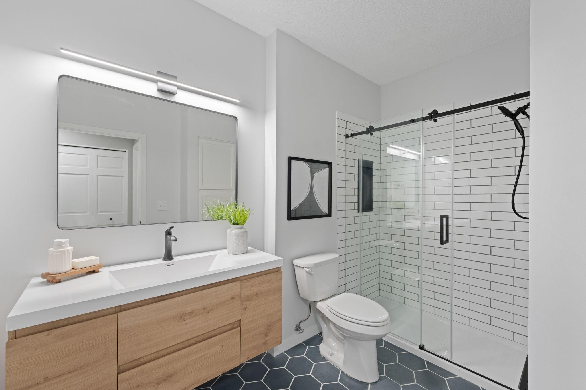 645 N 1st Street Unit: 305