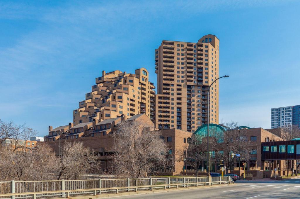 20 2nd Street NE Unit: P504