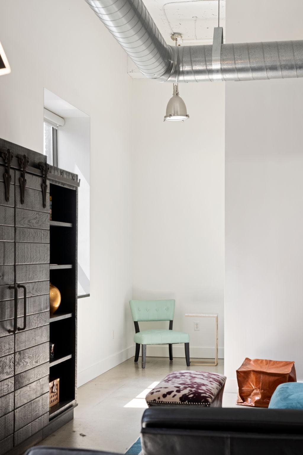 718 Washington Avenue N Unit: 602