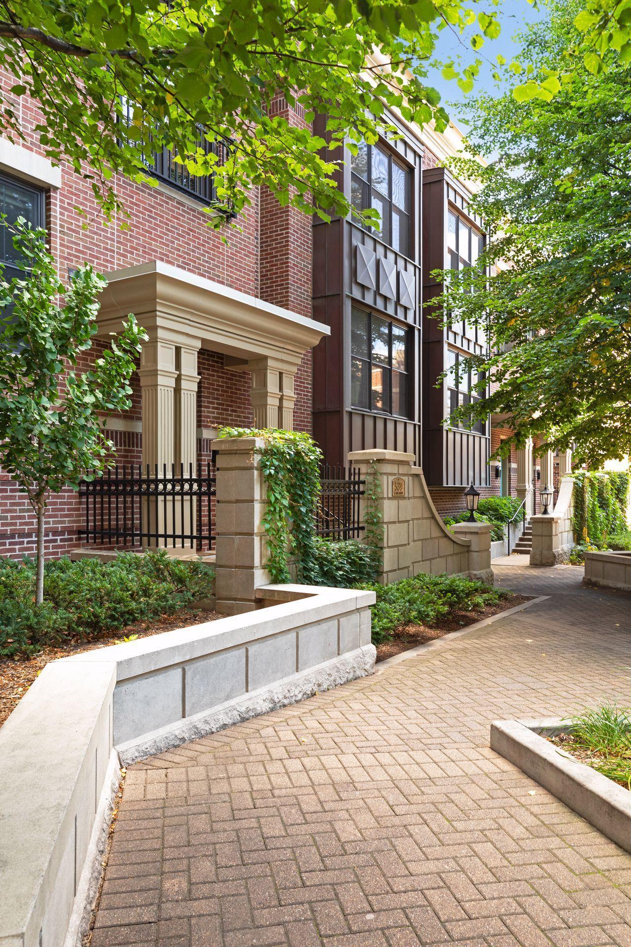 500 E Grant Street Unit: 1102