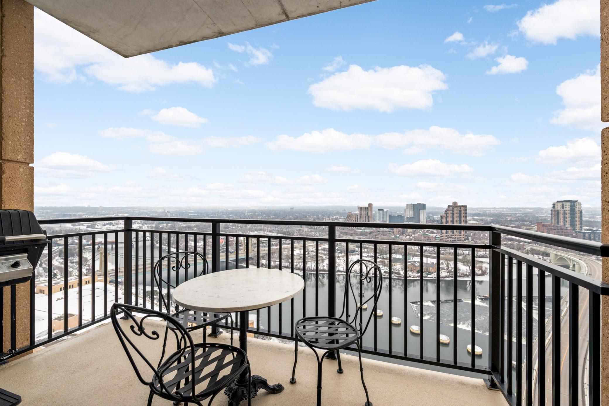 100 3rd Avenue S Unit: 2602