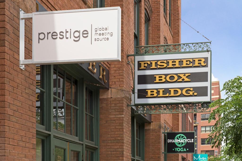 15 S 1st Street Unit: A1211