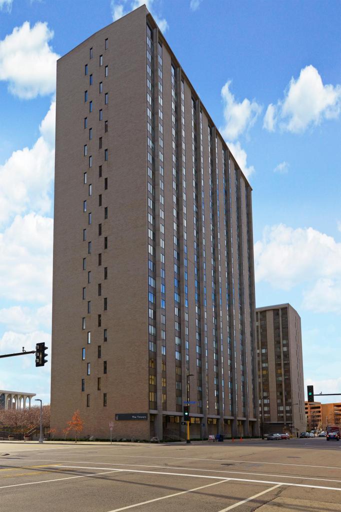 15 S 1st Street Unit: A1211