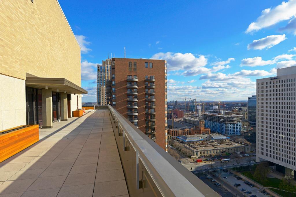 15 S 1st Street Unit: A1211