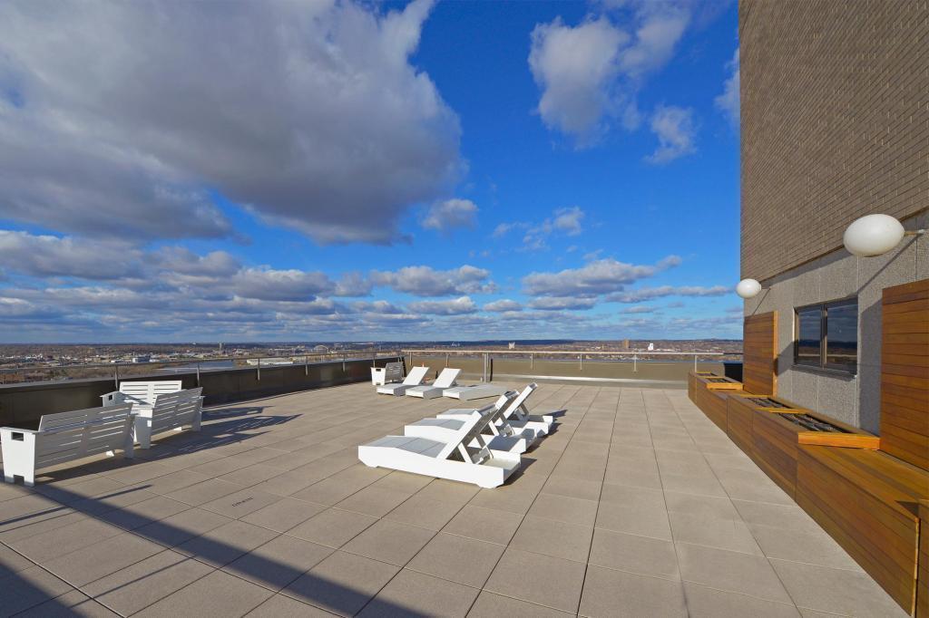 15 S 1st Street Unit: A1211