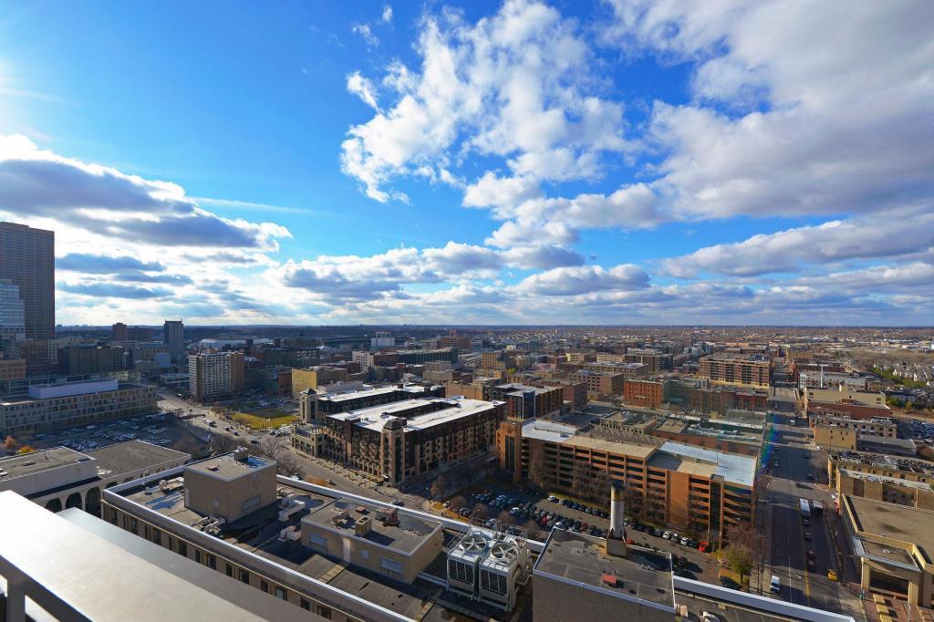 15 S 1st Street Unit: A1211