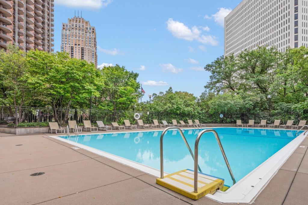 15 S 1st Street Unit: A1211