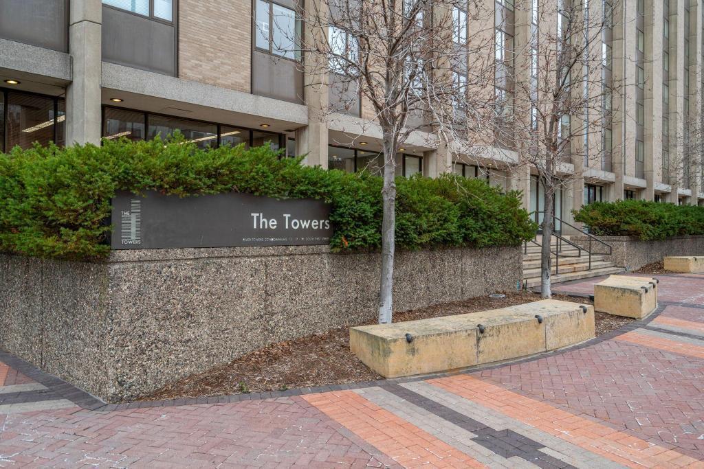 15 S 1st Street Unit: A1211