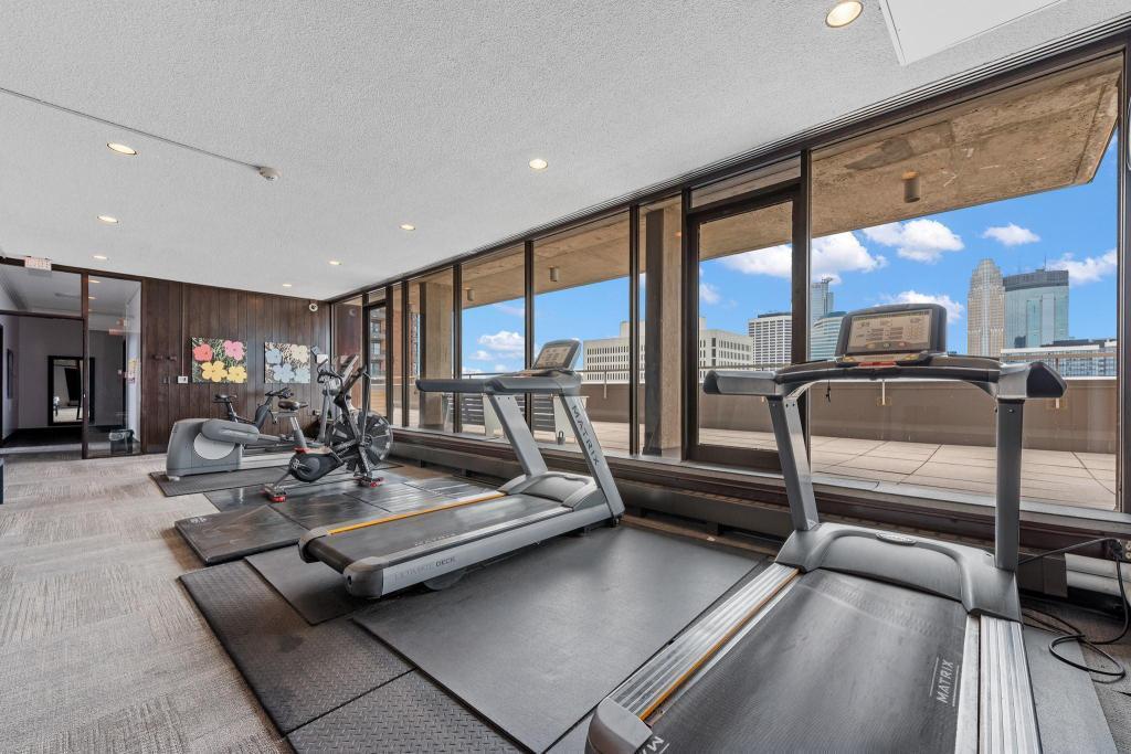 15 S 1st Street Unit: A1211