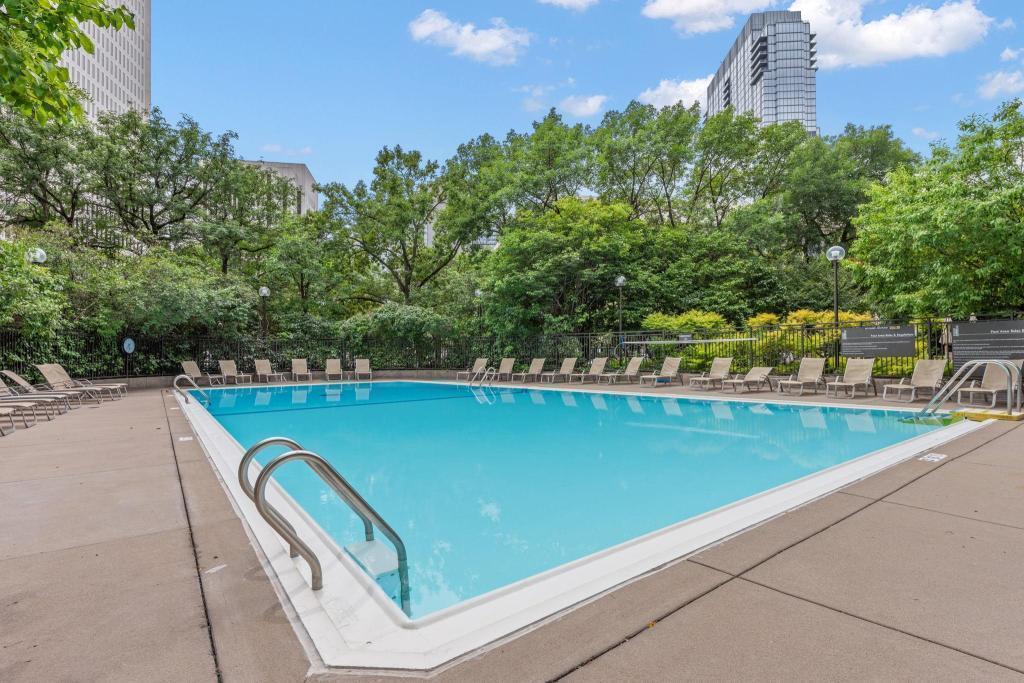 15 S 1st Street Unit: A1211