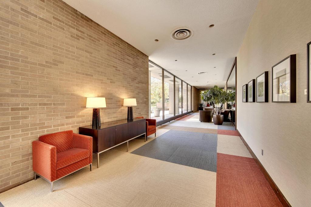 15 S 1st Street Unit: A1211