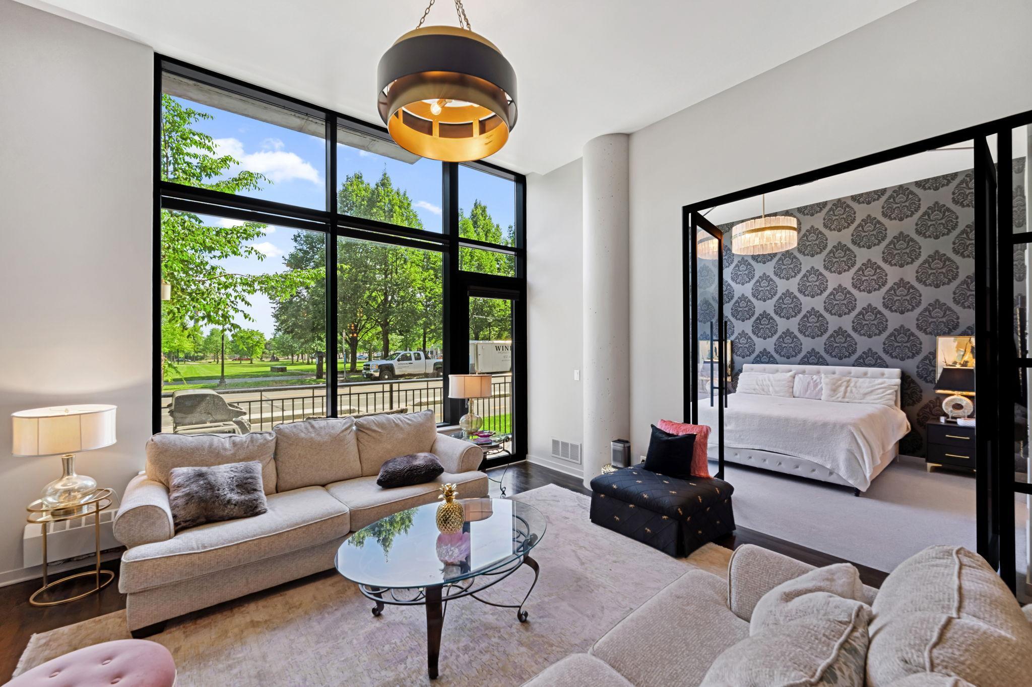 215 10th Avenue S Unit: 112