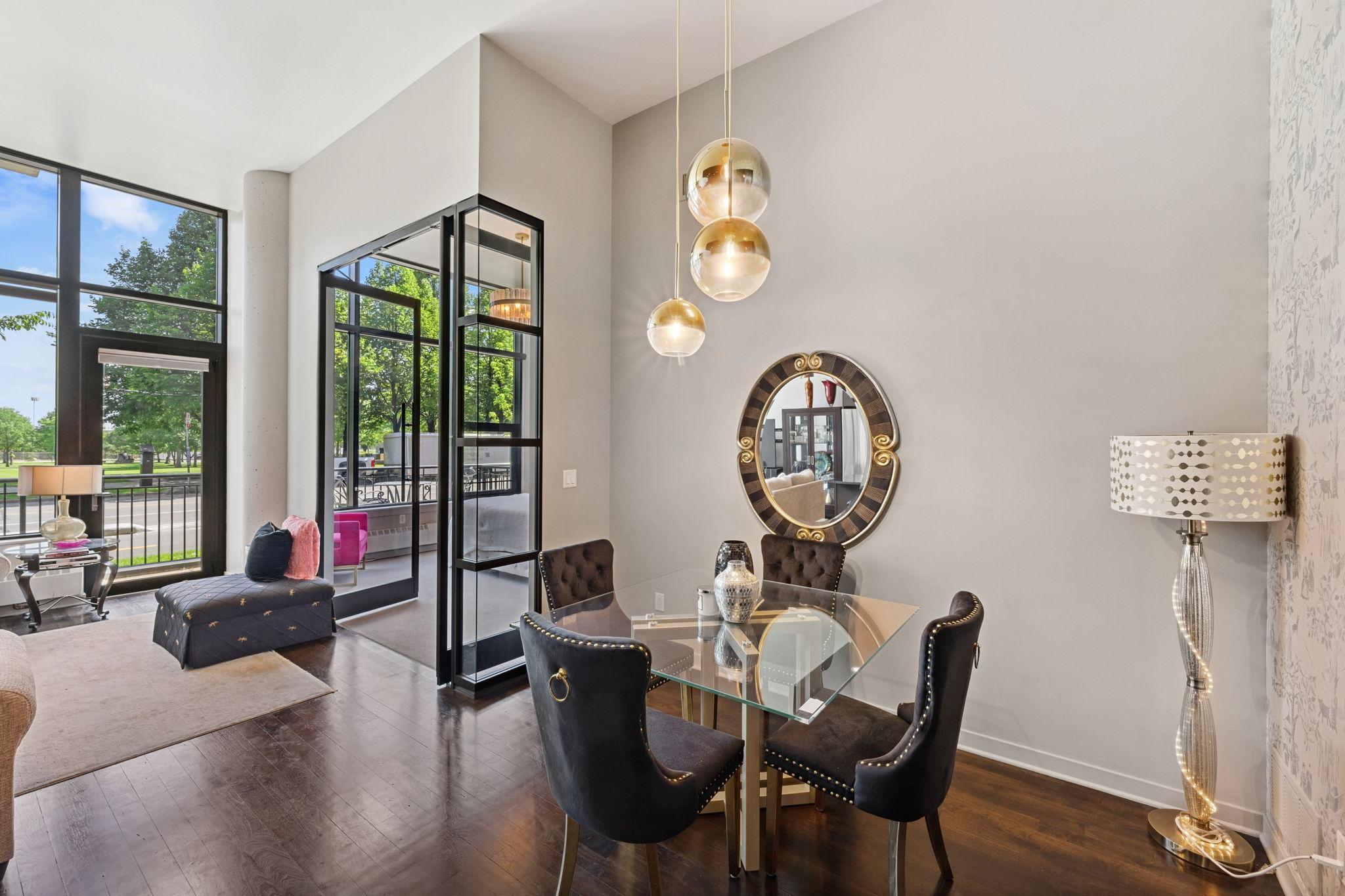 215 10th Avenue S Unit: 112