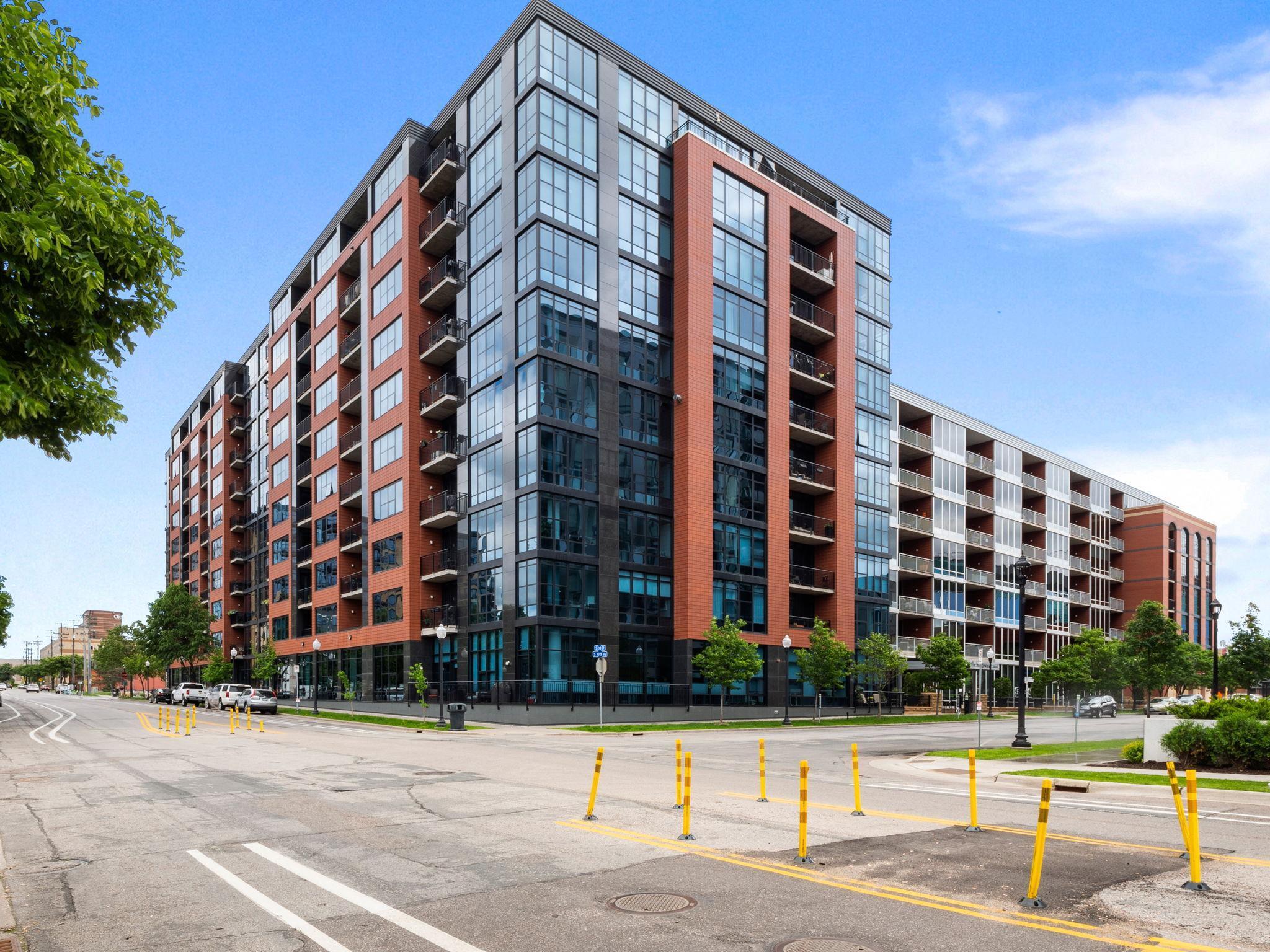 215 10th Avenue S Unit: 112