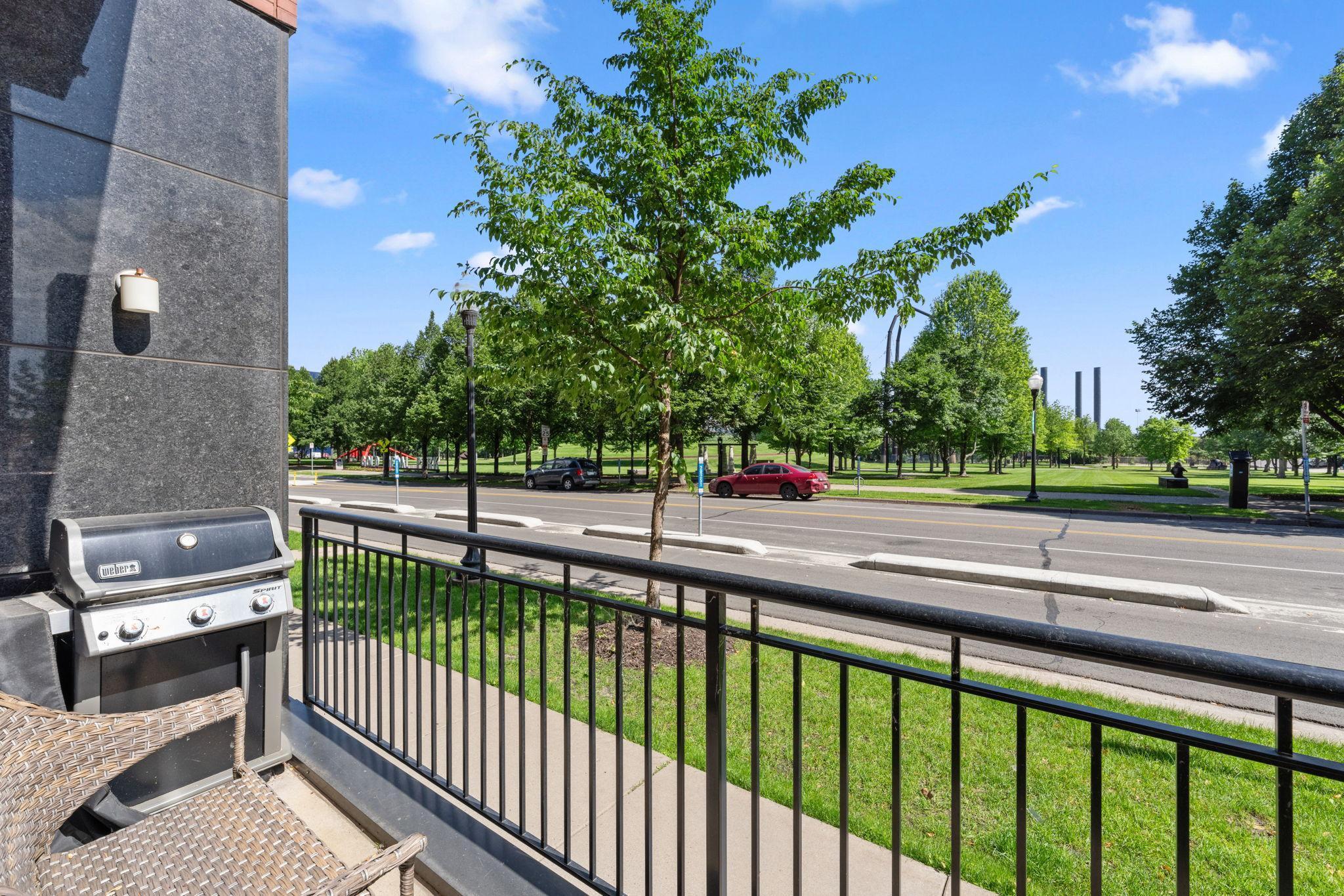 215 10th Avenue S Unit: 112