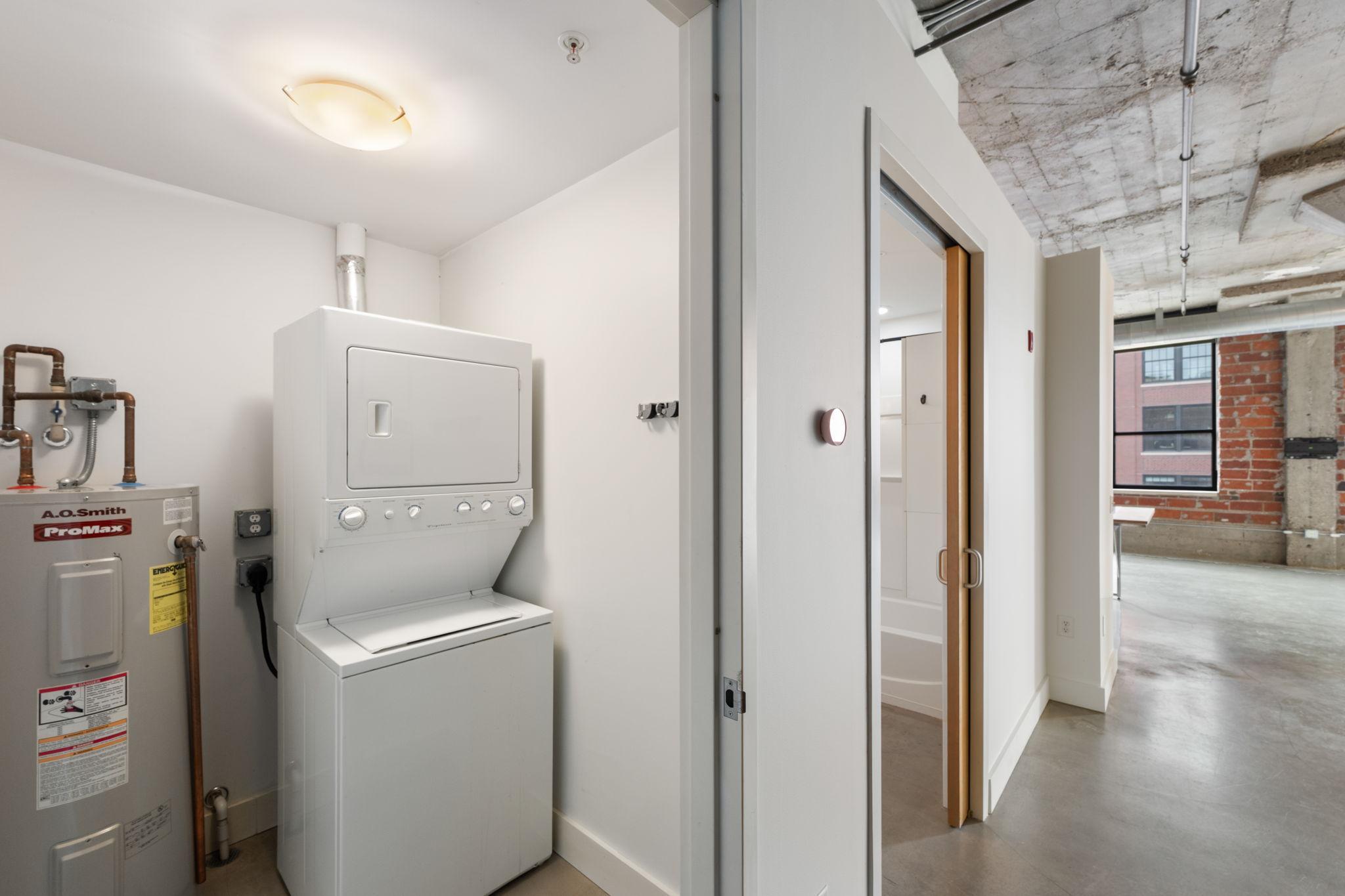 718 Washington Avenue N Unit: 502