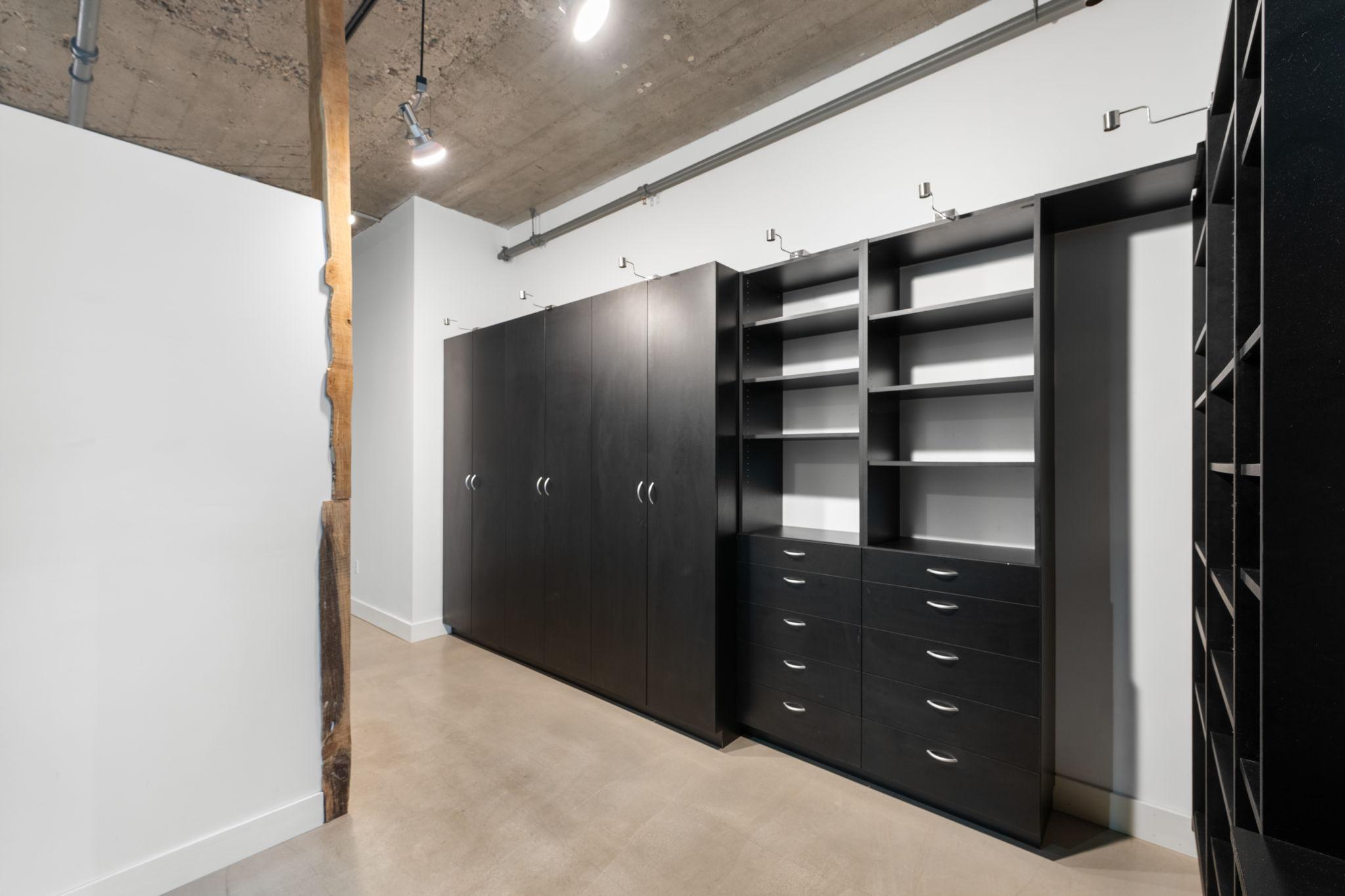 718 Washington Avenue N Unit: 502