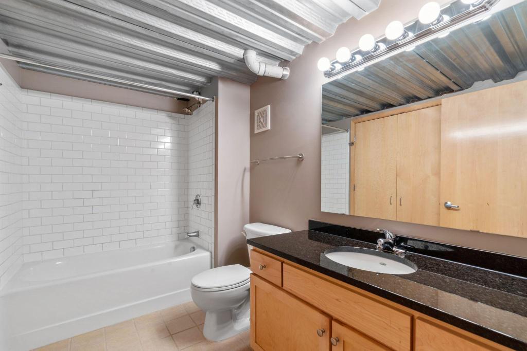 521 S 7th Street Unit: 619